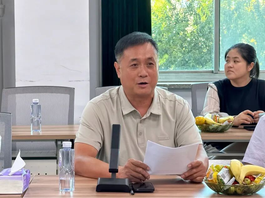 8 郭讲话.jpg
